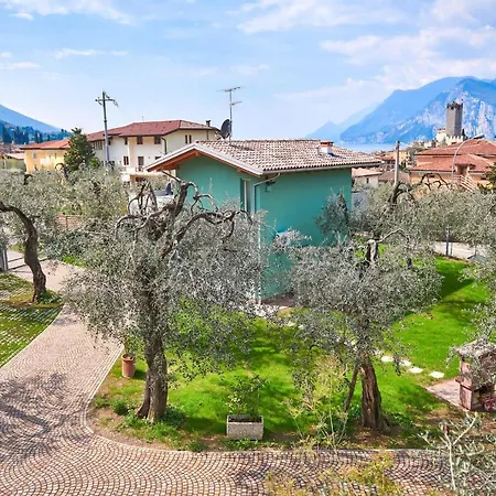 Casa Titi * マルチェージネ