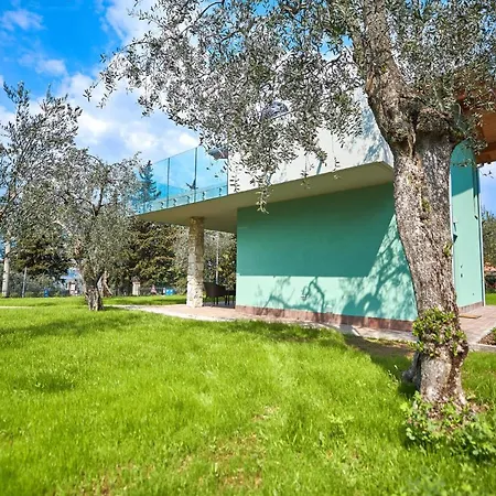 Casa Titi ヴィラ マルチェージネ