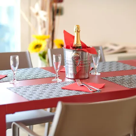 Casa Titi ヴィラ マルチェージネ