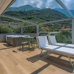 Casa Titi * مالتشيزينيه